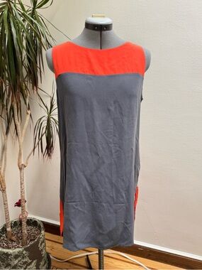 Jigsaw 100% Silk Colorblock Tunic Top in Gray & Coral